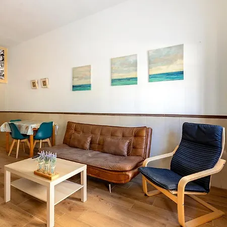 Daire Salinetas Blue Surf House