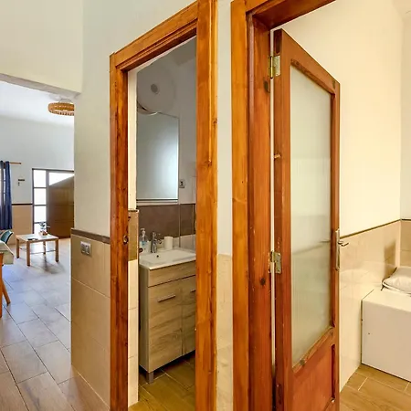 Salinetas Blue Surf House Daire